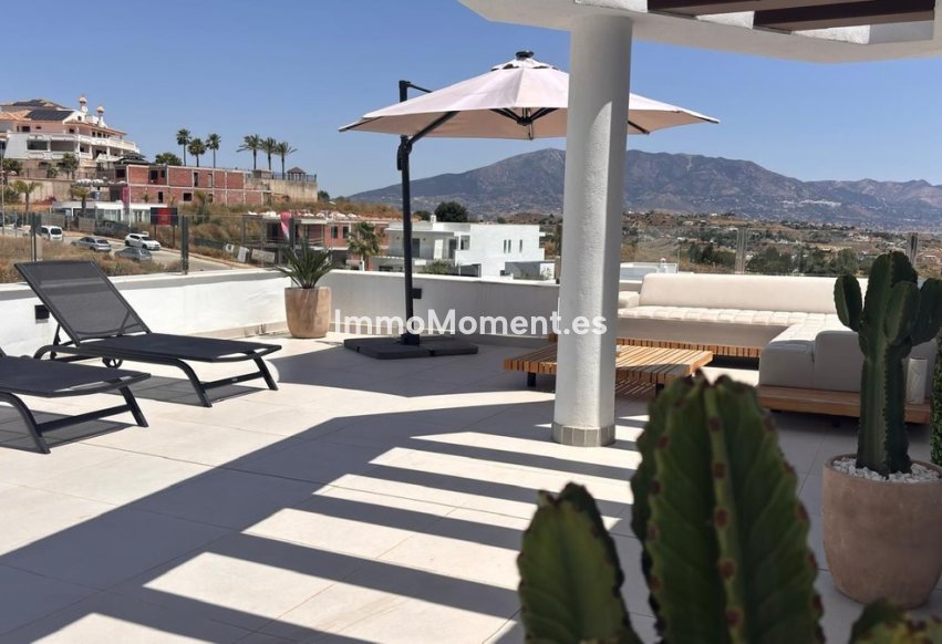 Resale - Apartment - Mijas - Calanova Golf
