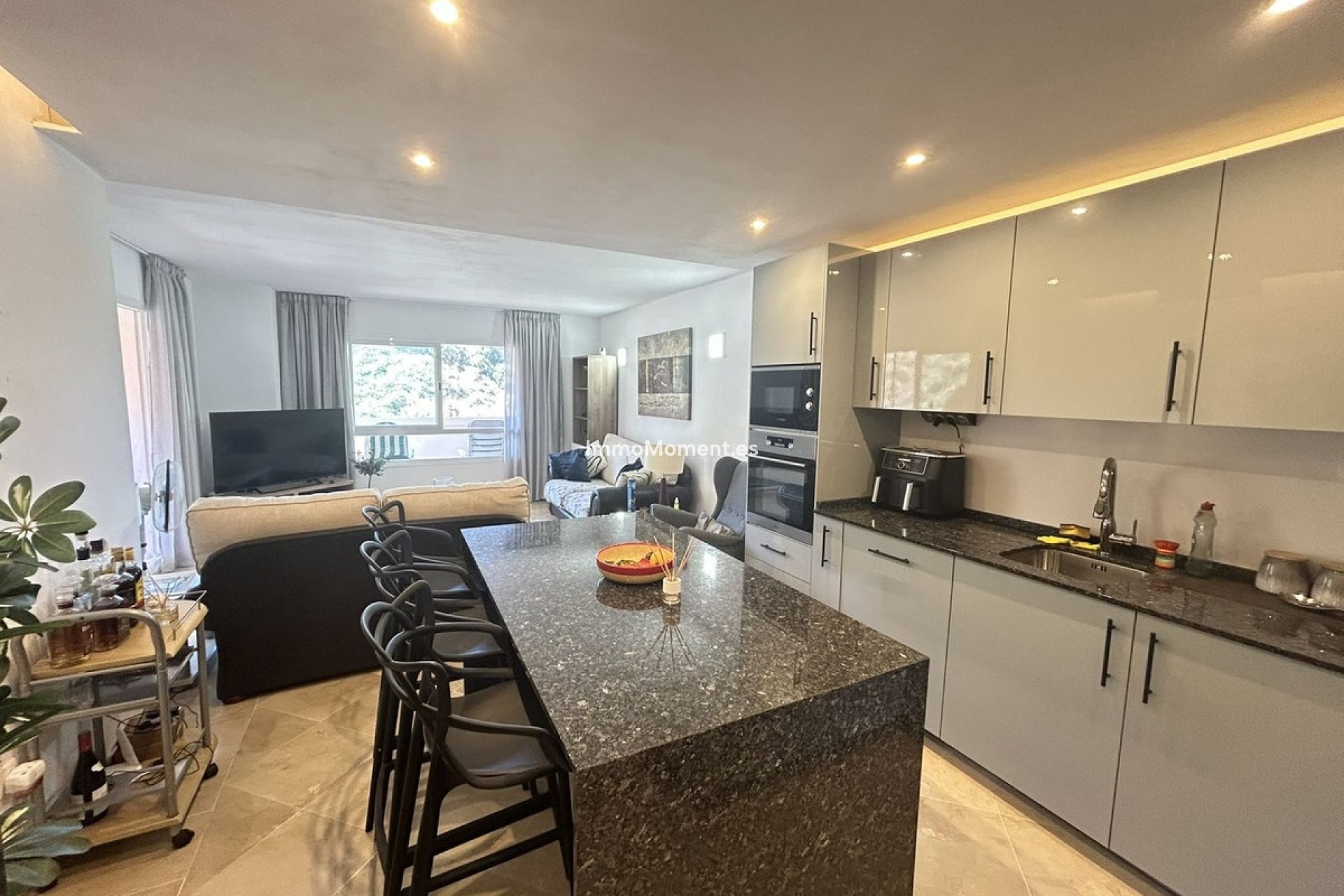 Resale - Apartment - Mijas Costa - Calahonda