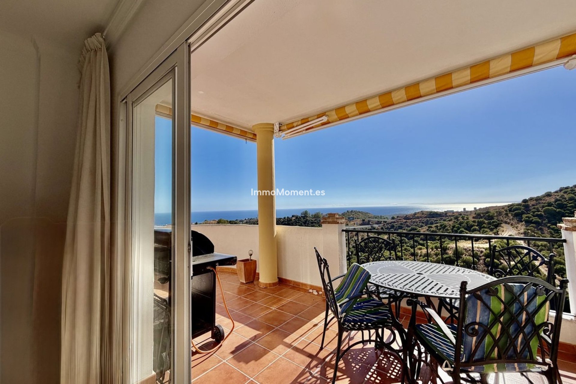 Resale - Apartment - Mijas Costa - Calahonda