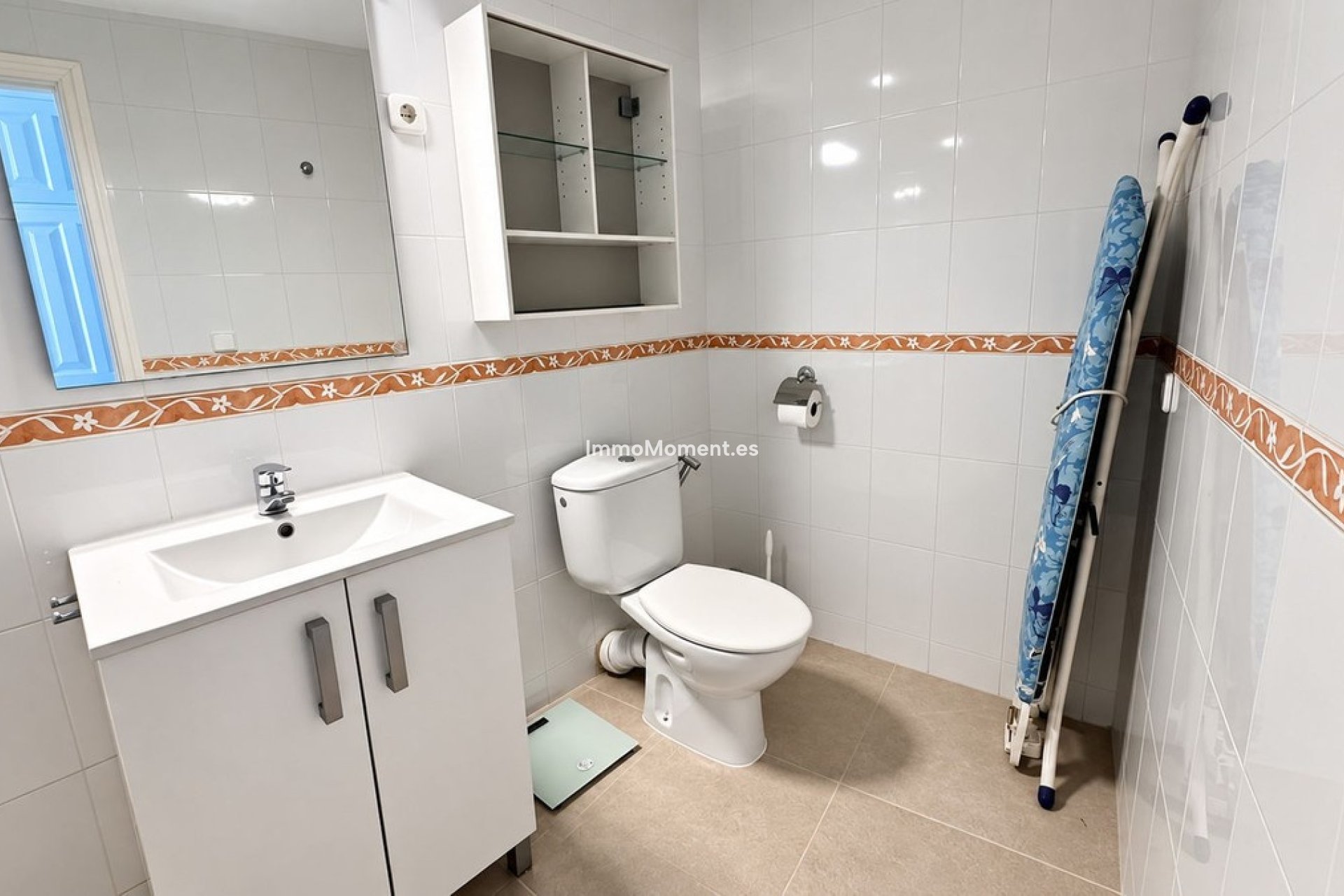 Resale - Apartment - Mijas Costa - Calahonda