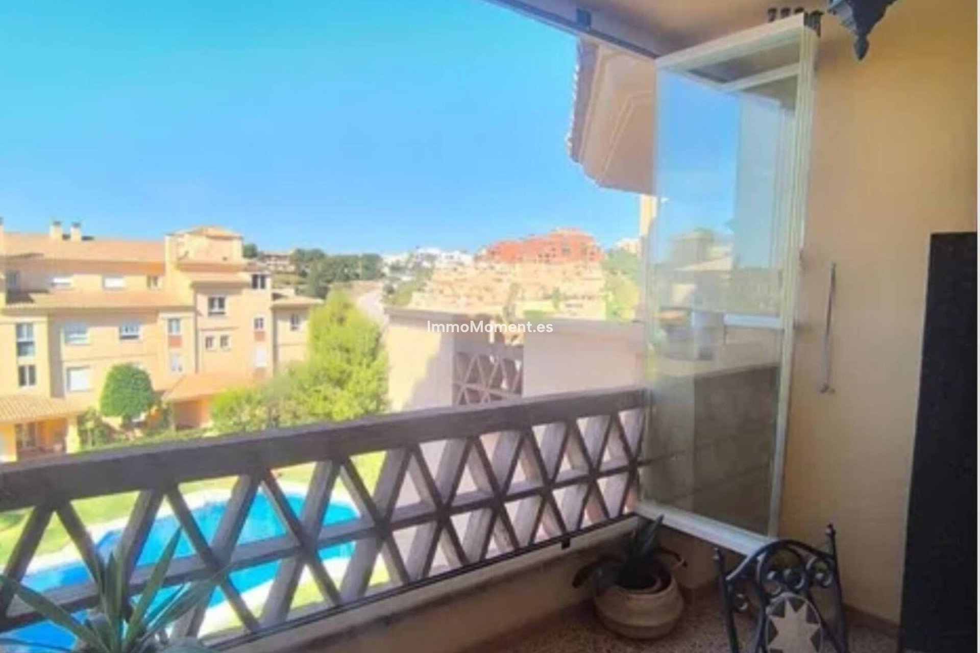 Resale - Apartment - Mijas Costa - Calahonda