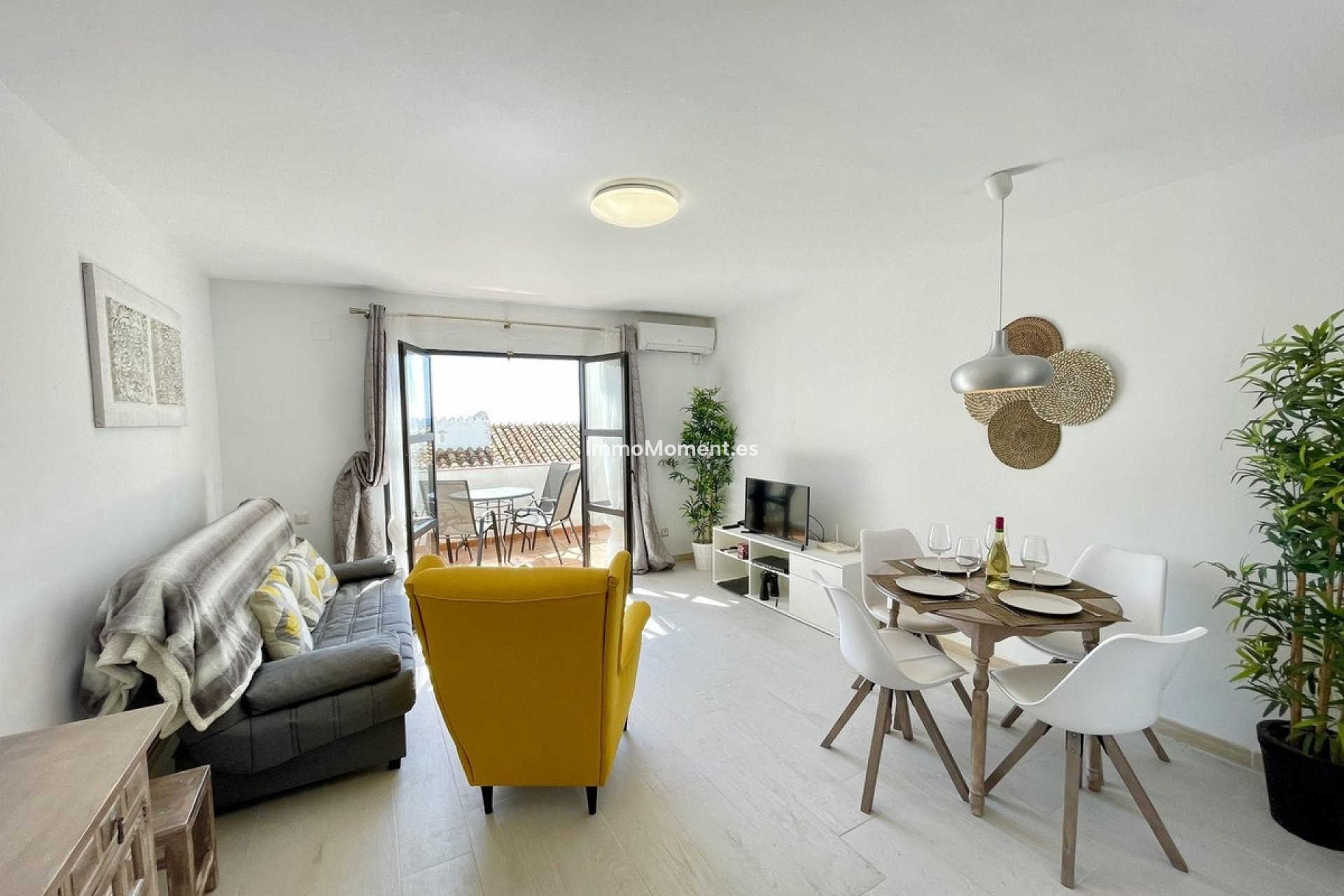 Resale - Apartment - Mijas Costa - Calahonda
