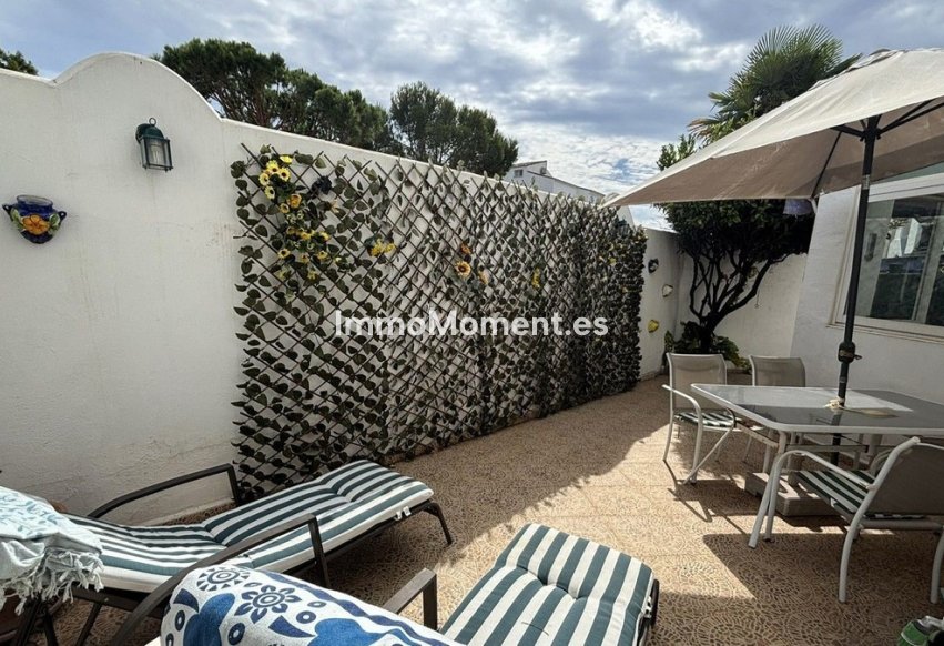 Resale - Apartment - Mijas Costa - Calahonda