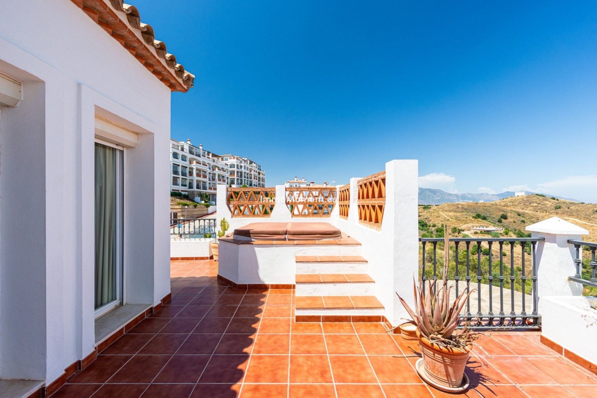 Resale - Apartment - Mijas Costa - Calahonda