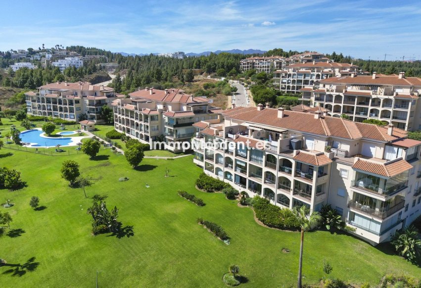 Resale - Apartment - Mijas Costa - El Faro