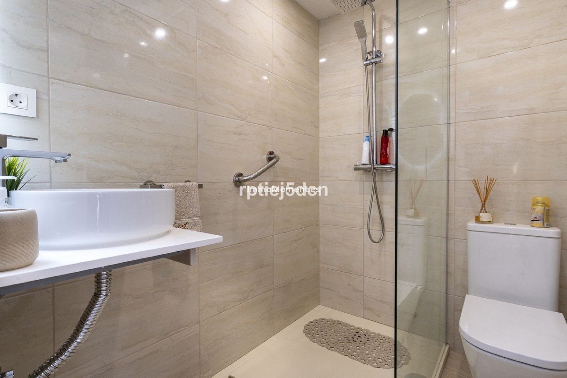 Resale - Apartment - Mijas Costa - El Faro