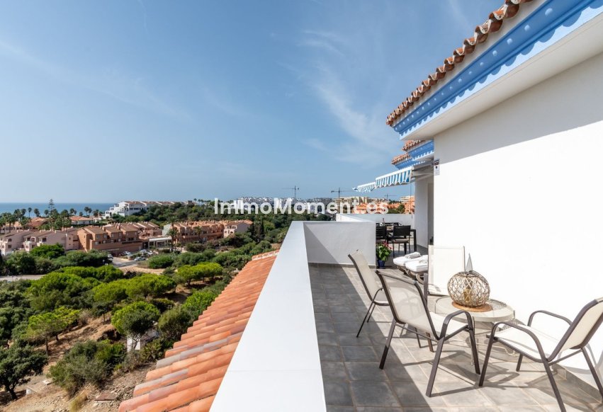 Resale - Apartment - Mijas Costa - El Faro