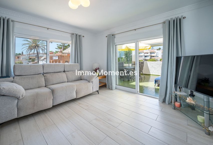 Resale - Apartment - Mijas Costa - El Faro