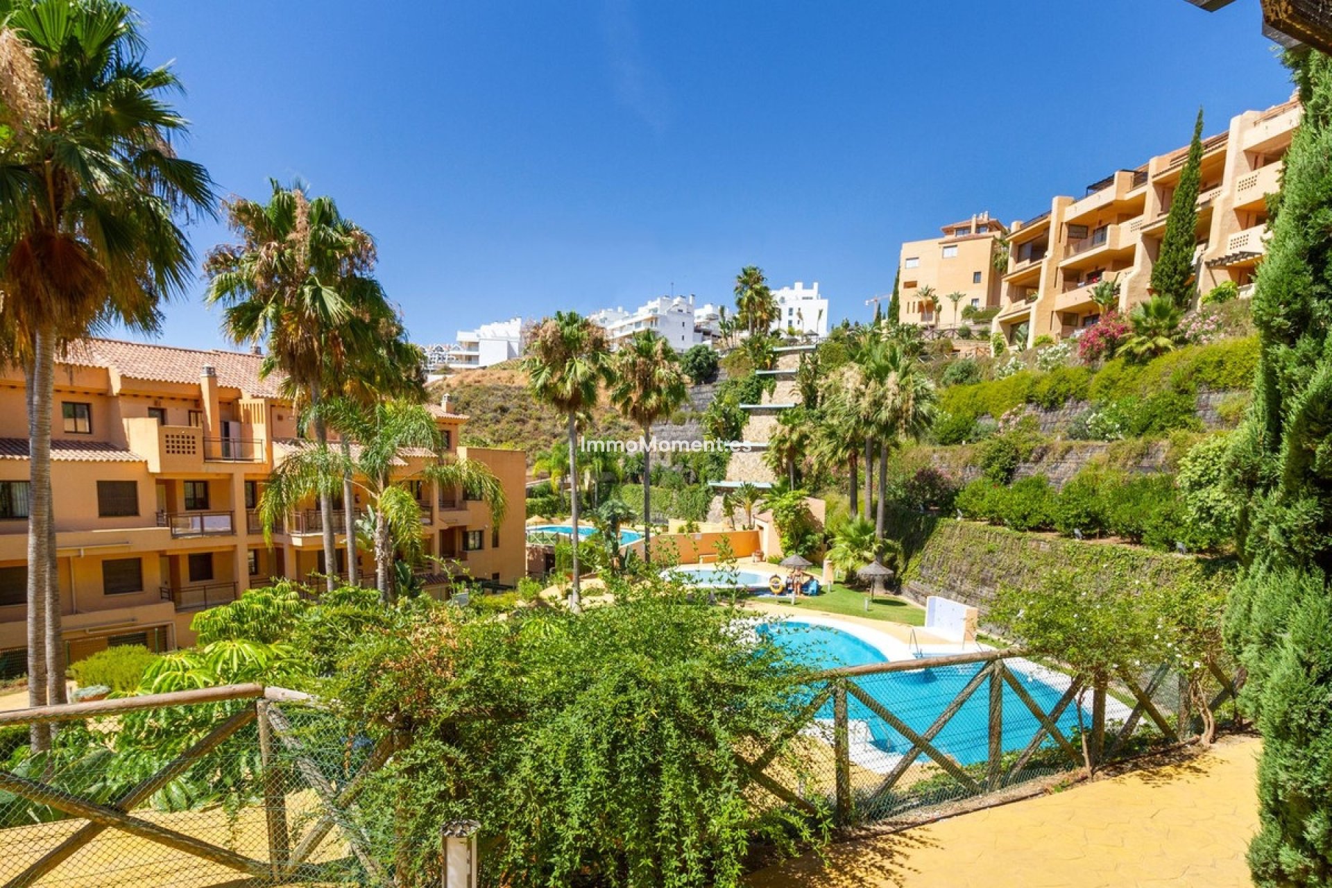 Resale - Apartment - Mijas - La Cala de Mijas
