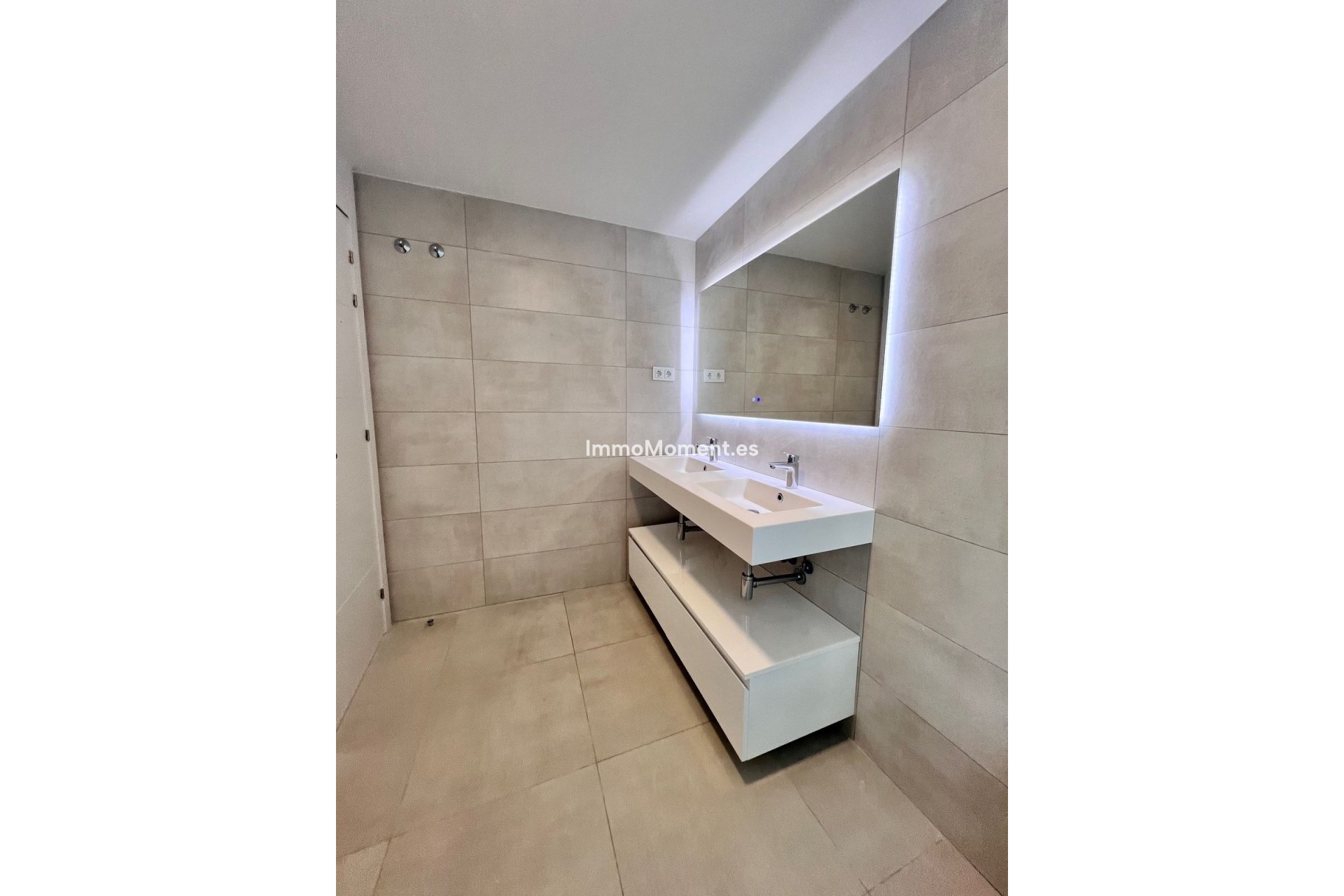 Resale - Apartment - Mijas - La Cala de Mijas