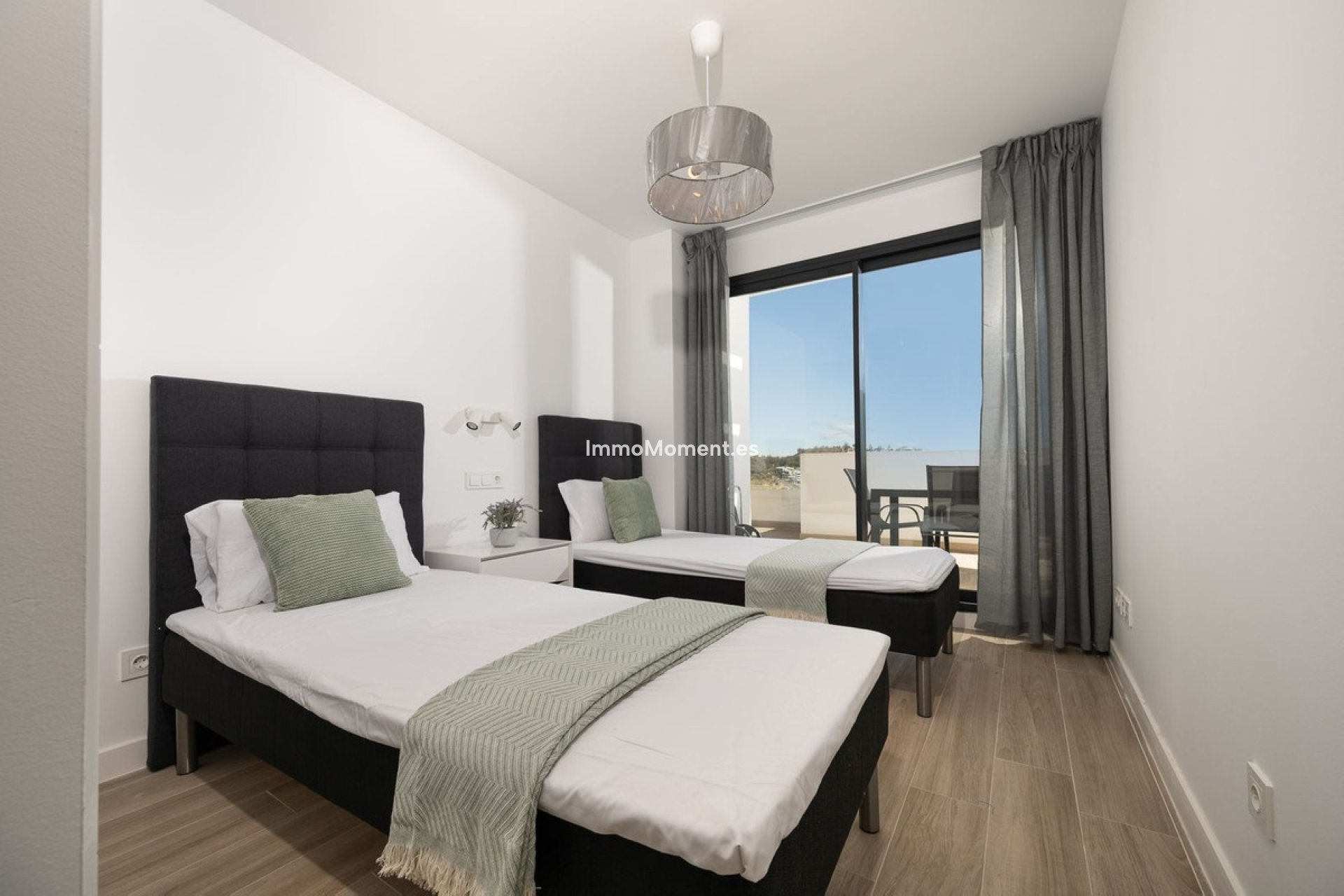 Resale - Apartment - Mijas - La Cala de Mijas