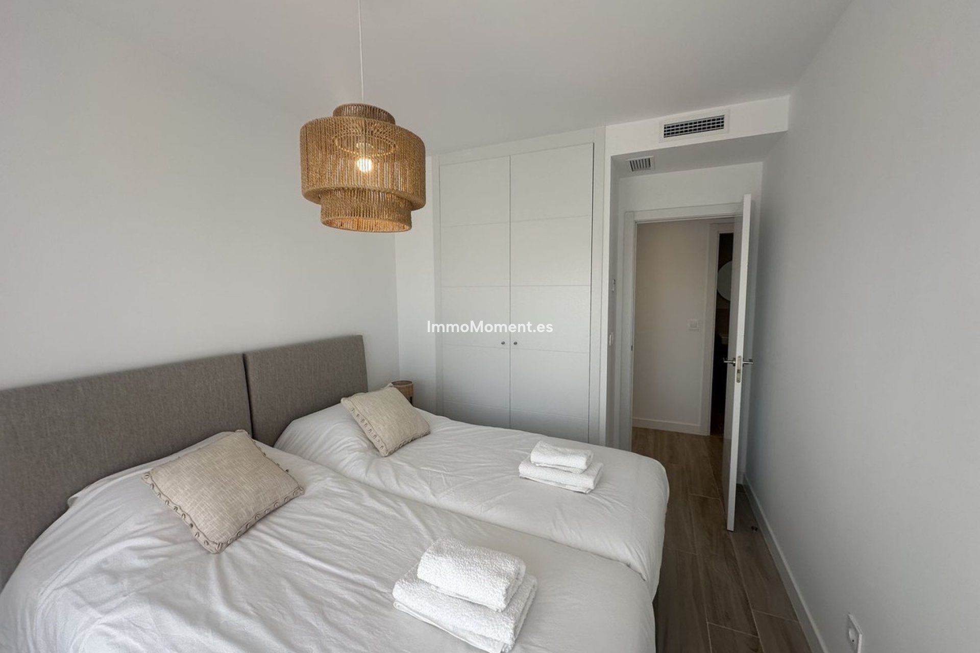 Resale - Apartment - Mijas - La Cala de Mijas