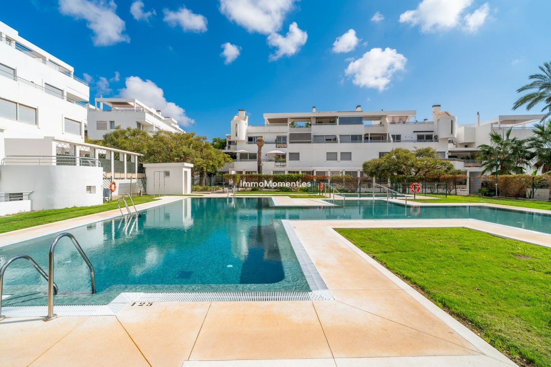 Resale - Apartment - Mijas - La Cala de Mijas