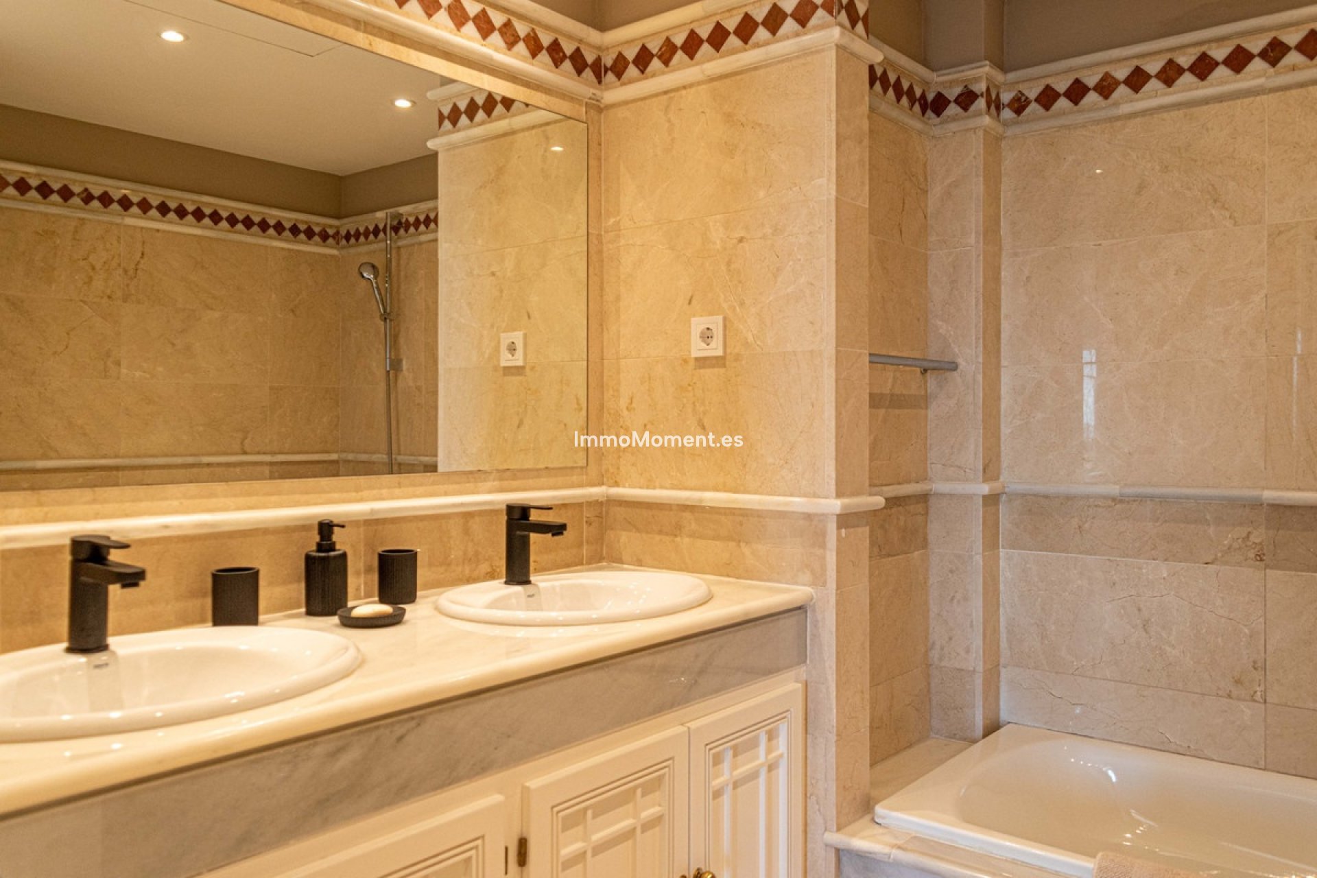 Resale - Apartment - Mijas - La Cala Golf