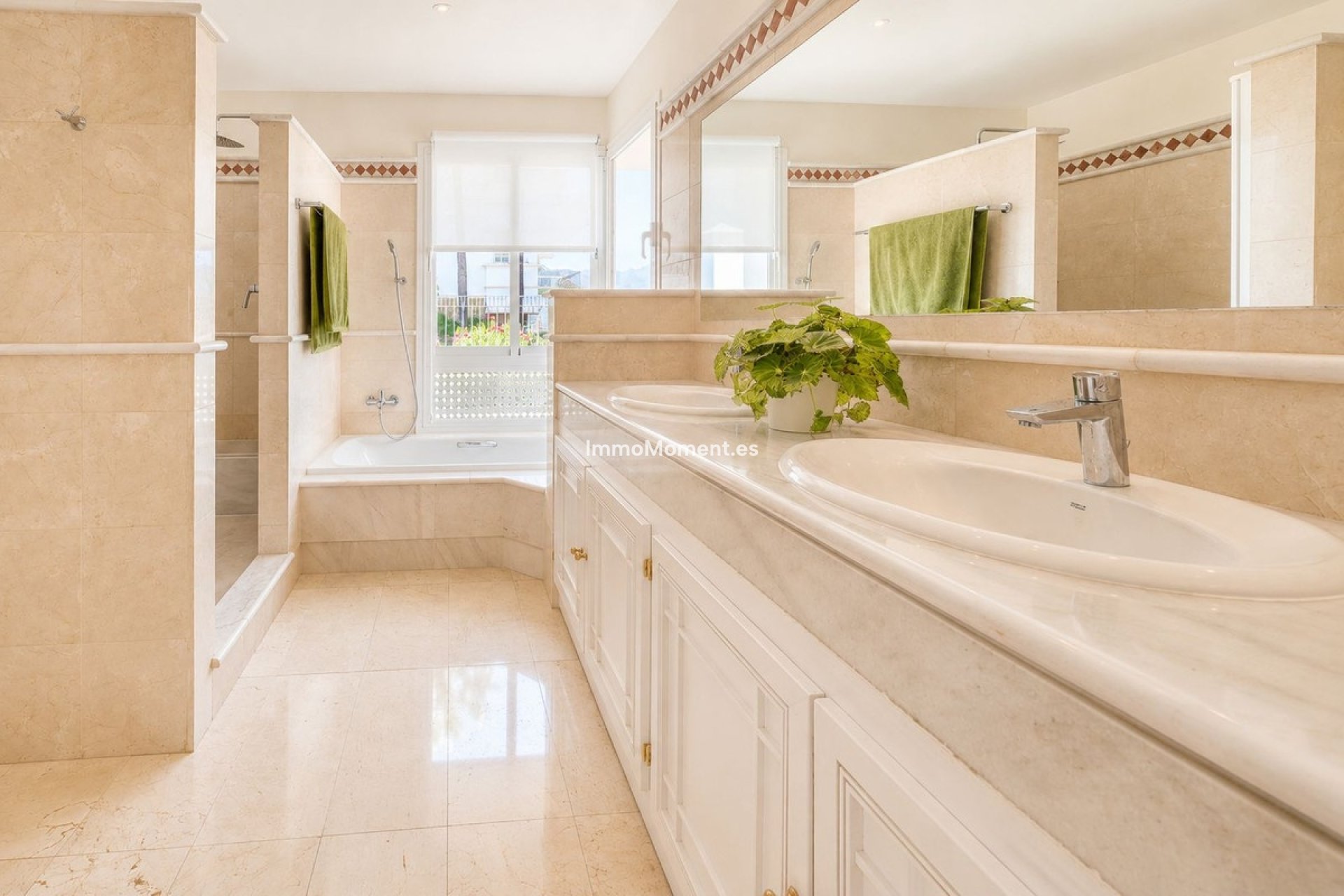 Resale - Apartment - Mijas - La Cala Golf