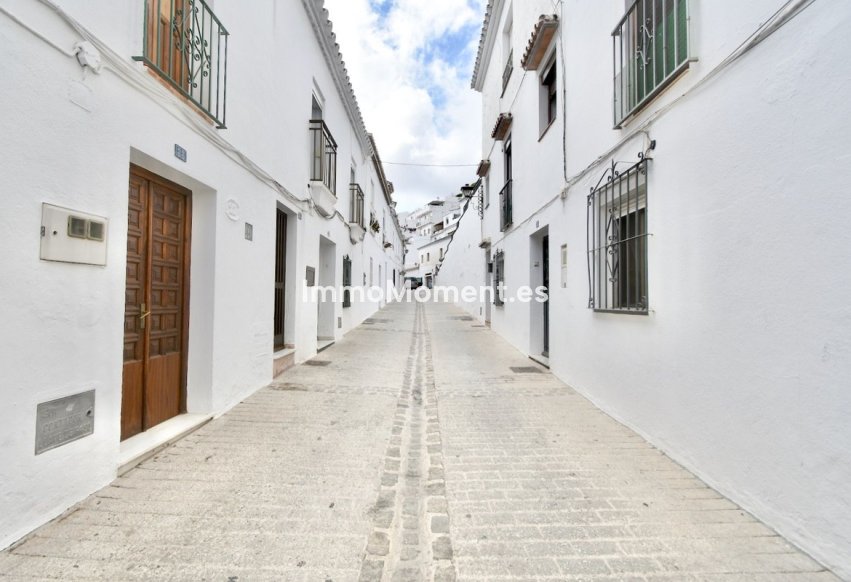 Resale - Apartment - Mijas - Mijas Centro