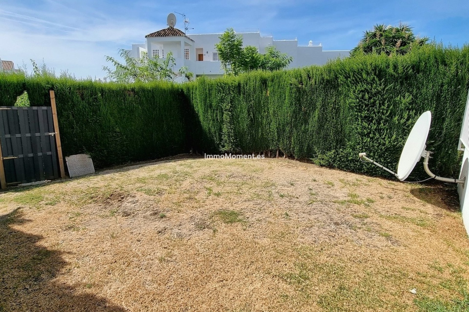 Resale - Apartment - New Golden Mile