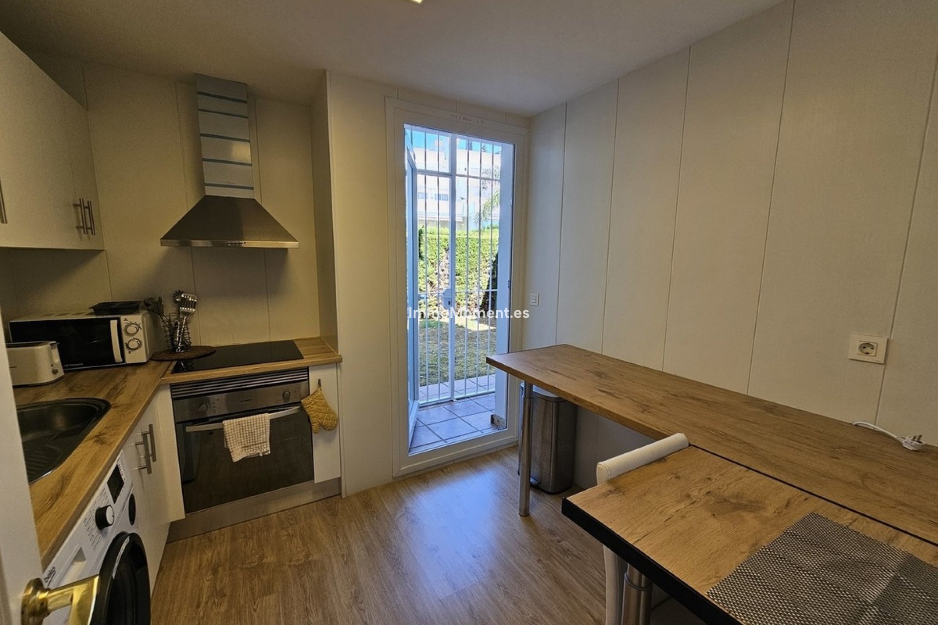 Resale - Apartment - New Golden Mile