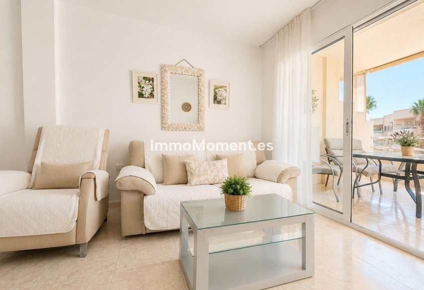 Resale - Apartment - Orihuela - Campoamor