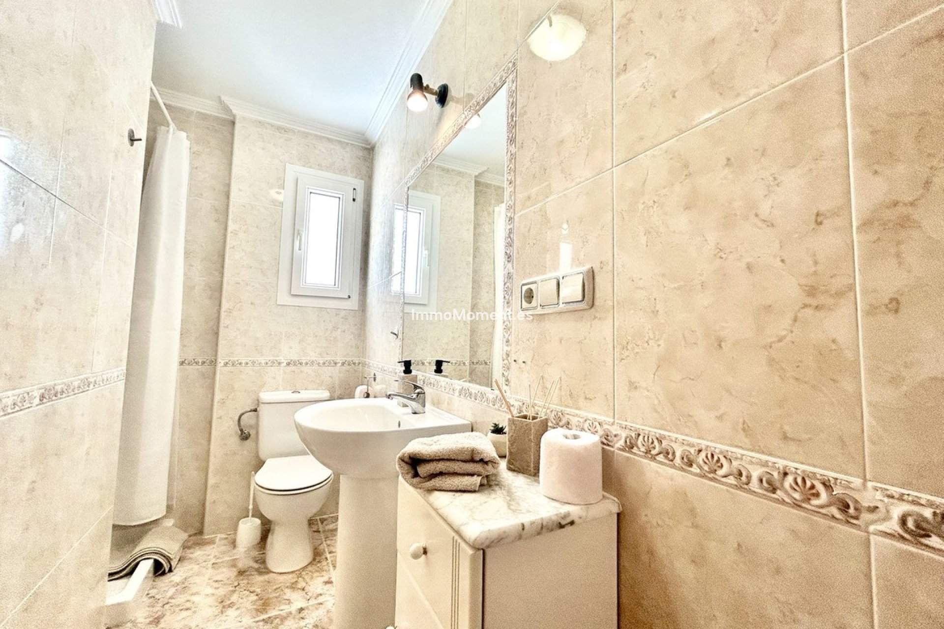 Resale - Apartment - Orihuela Costa - Cabo roig - La Zenia