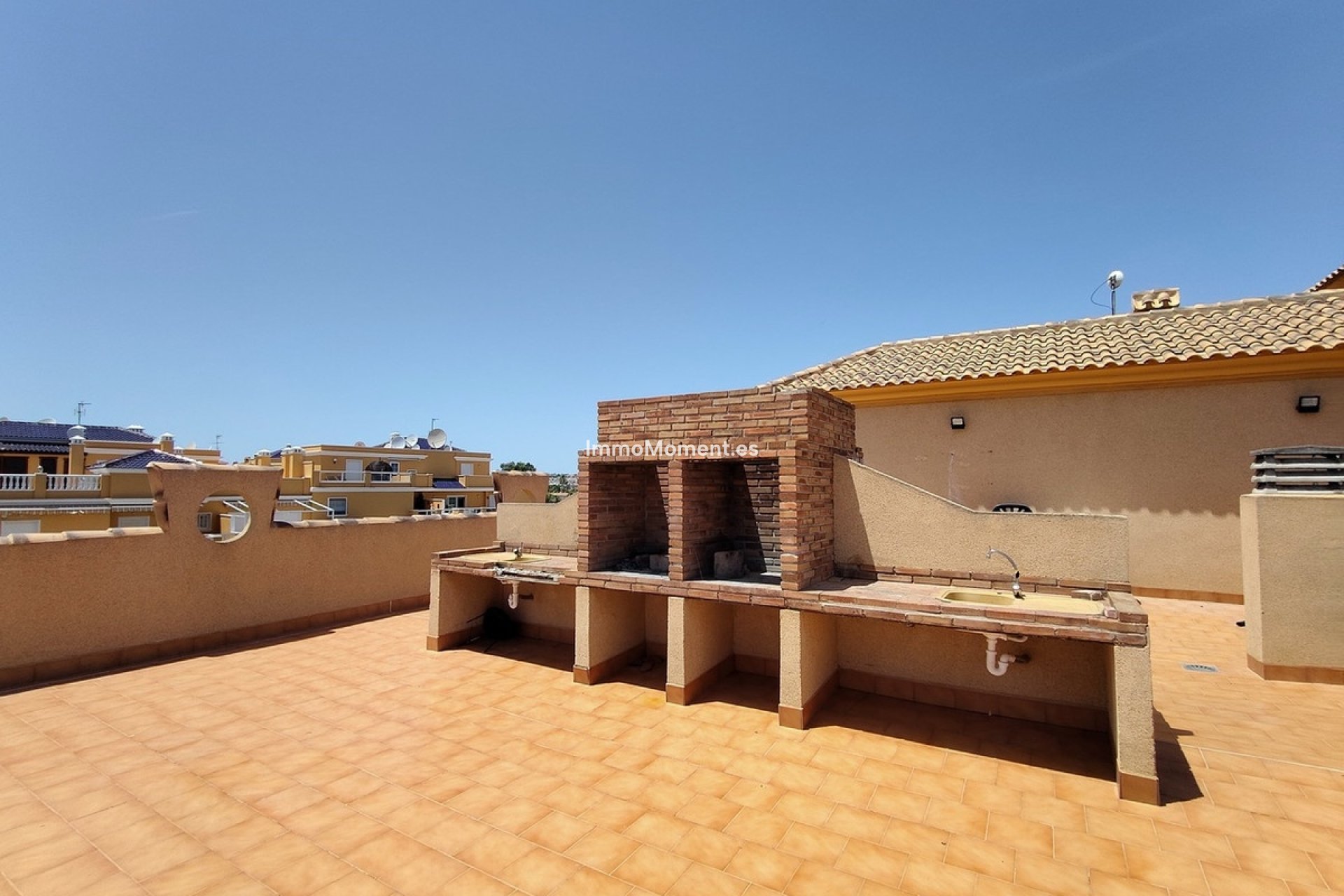 Resale - Apartment - Orihuela Costa - Cabo roig - La Zenia
