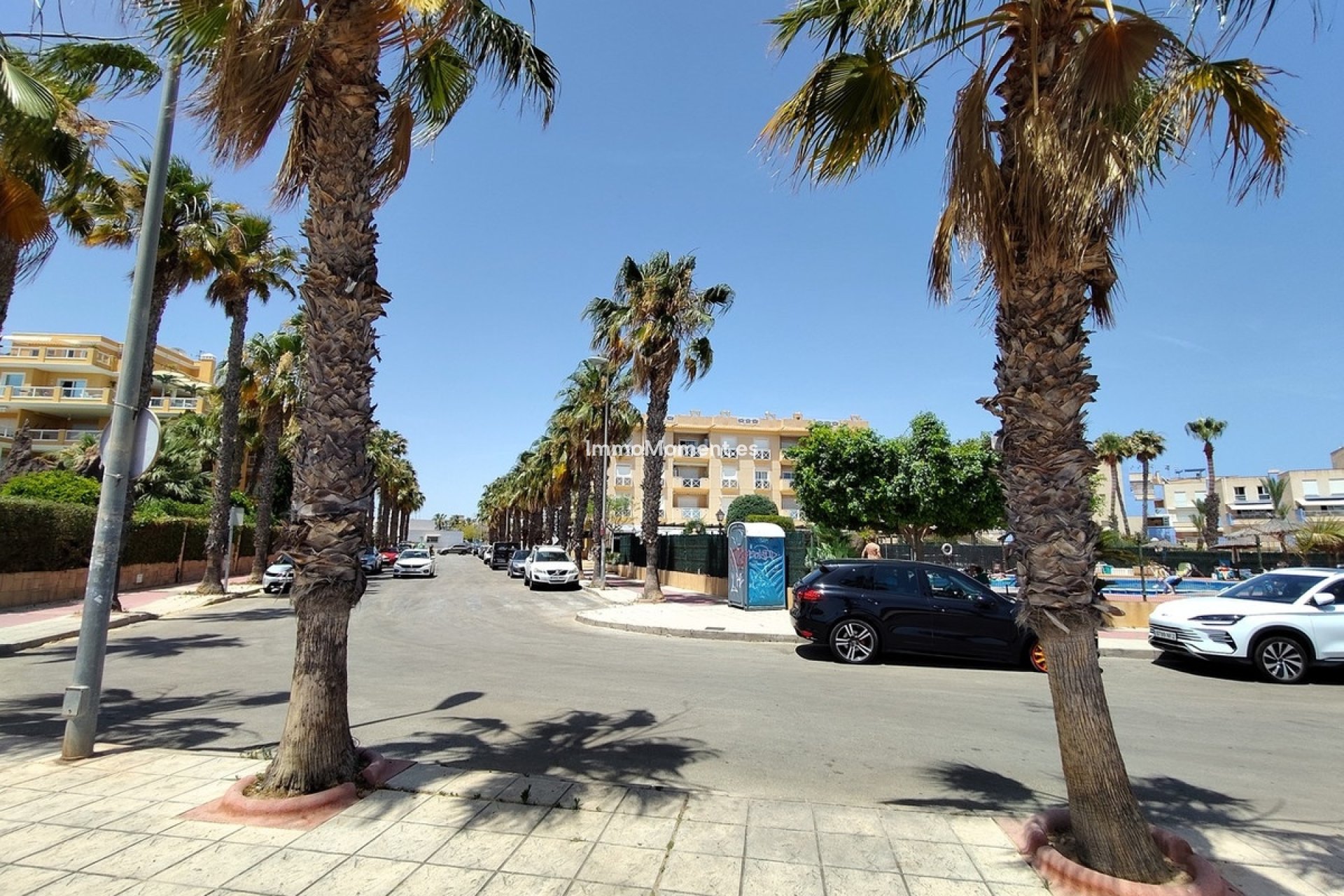 Resale - Apartment - Orihuela Costa - Cabo roig - La Zenia