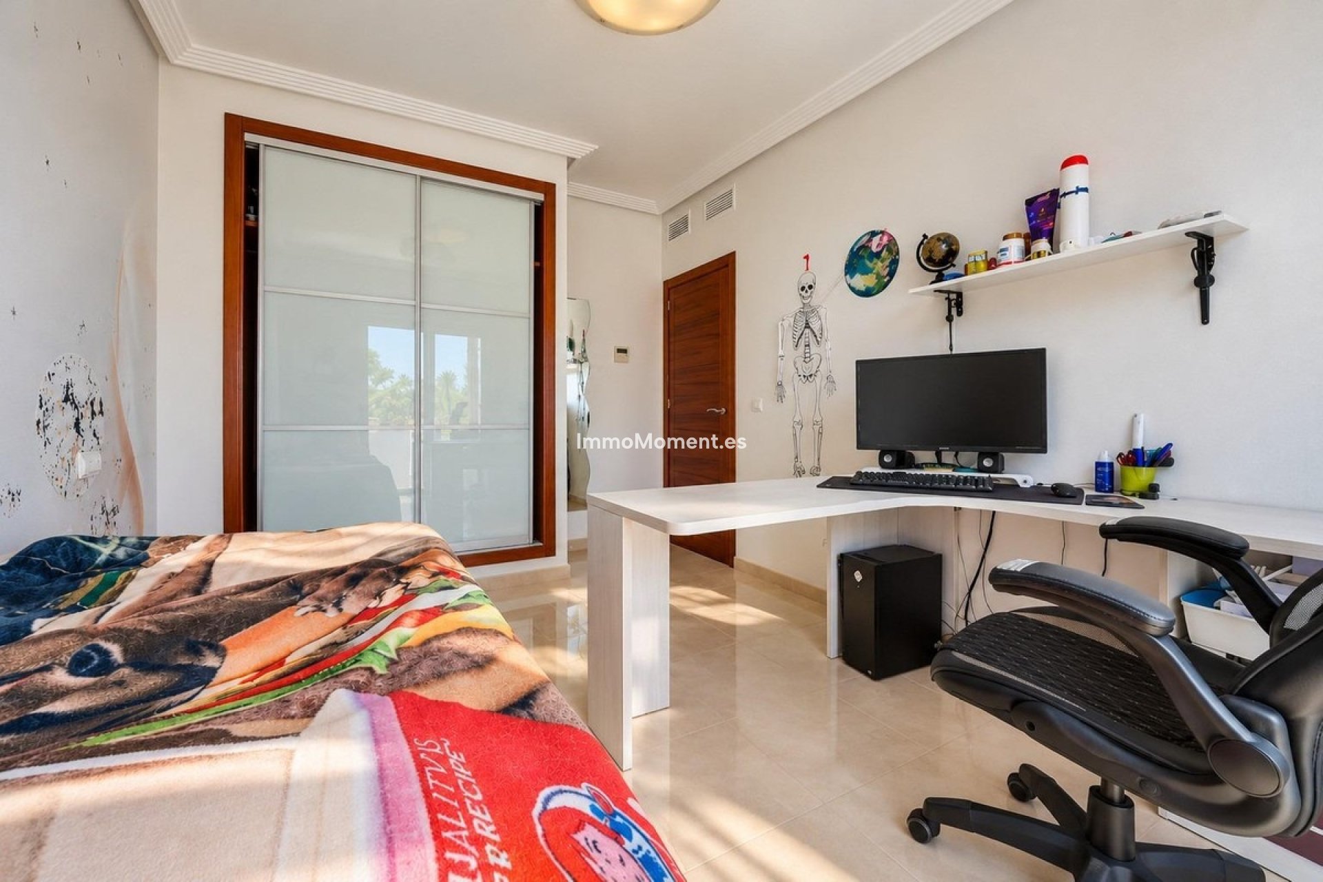 Resale - Apartment - Orihuela Costa - Cabo roig - La Zenia