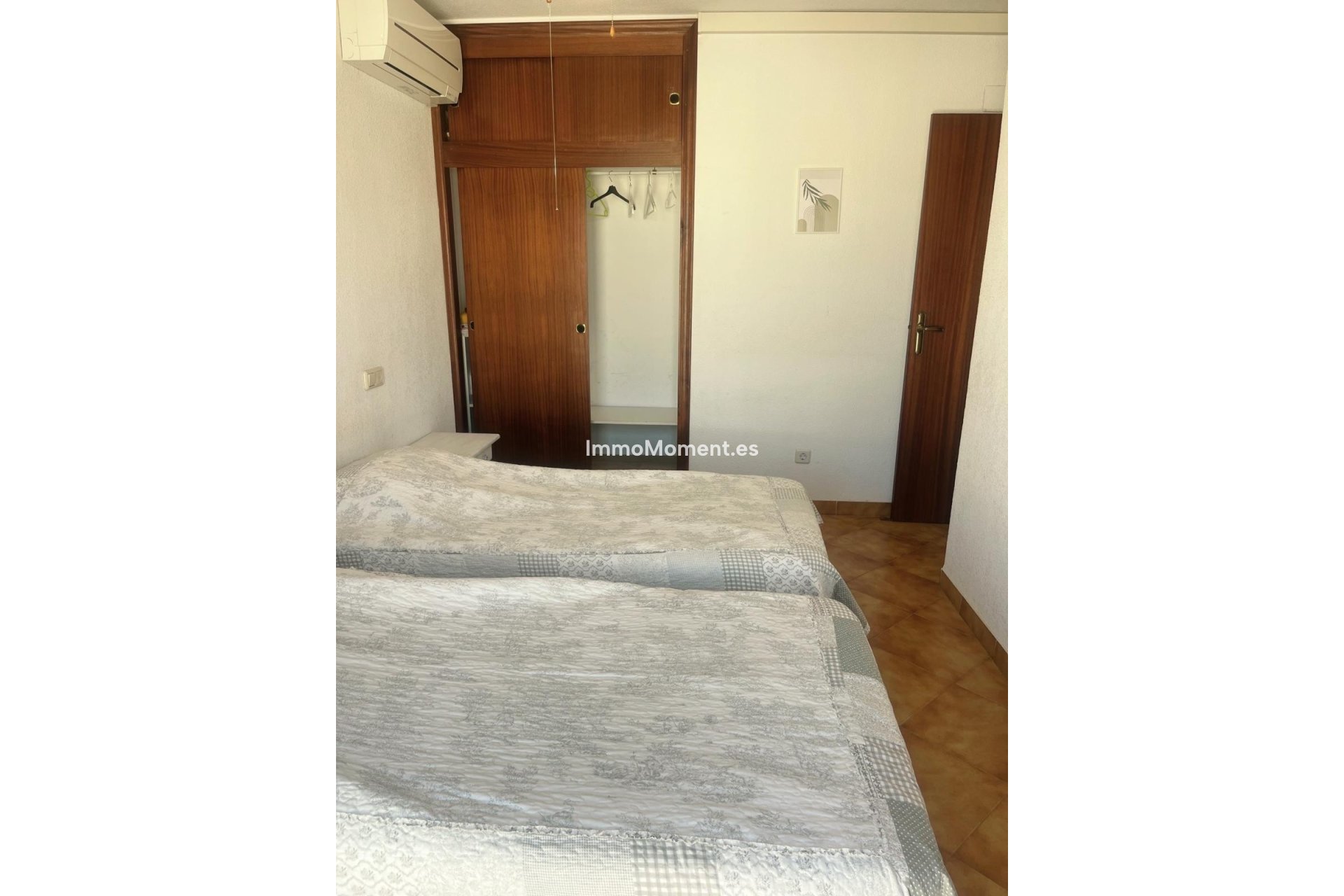 Resale - Apartment - Orihuela Costa - Cabo roig - La Zenia