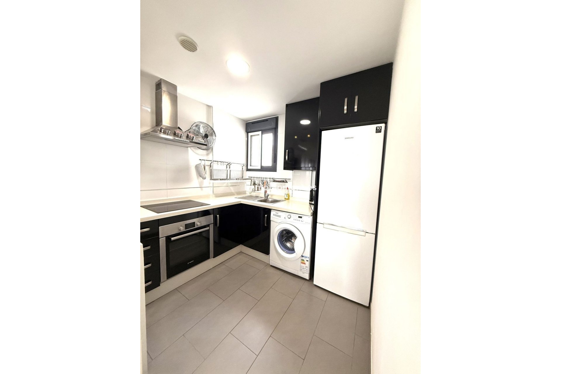 Resale - Apartment - Orihuela Costa - Cabo roig - La Zenia