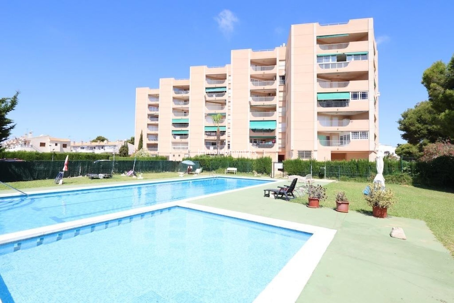 Resale - Apartment - Orihuela Costa - Cabo roig - La Zenia