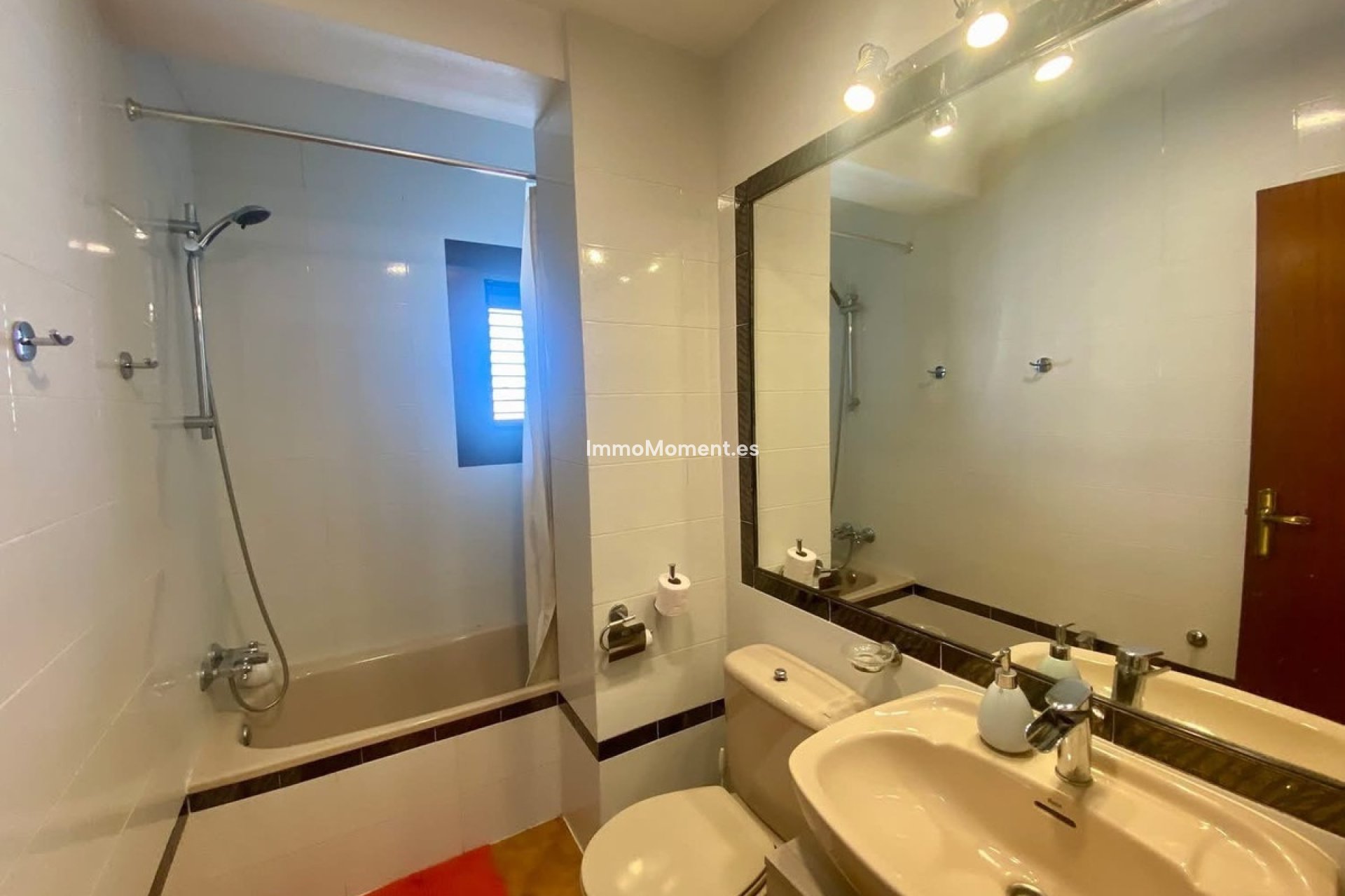 Resale - Apartment - Orihuela Costa - Cabo roig - La Zenia