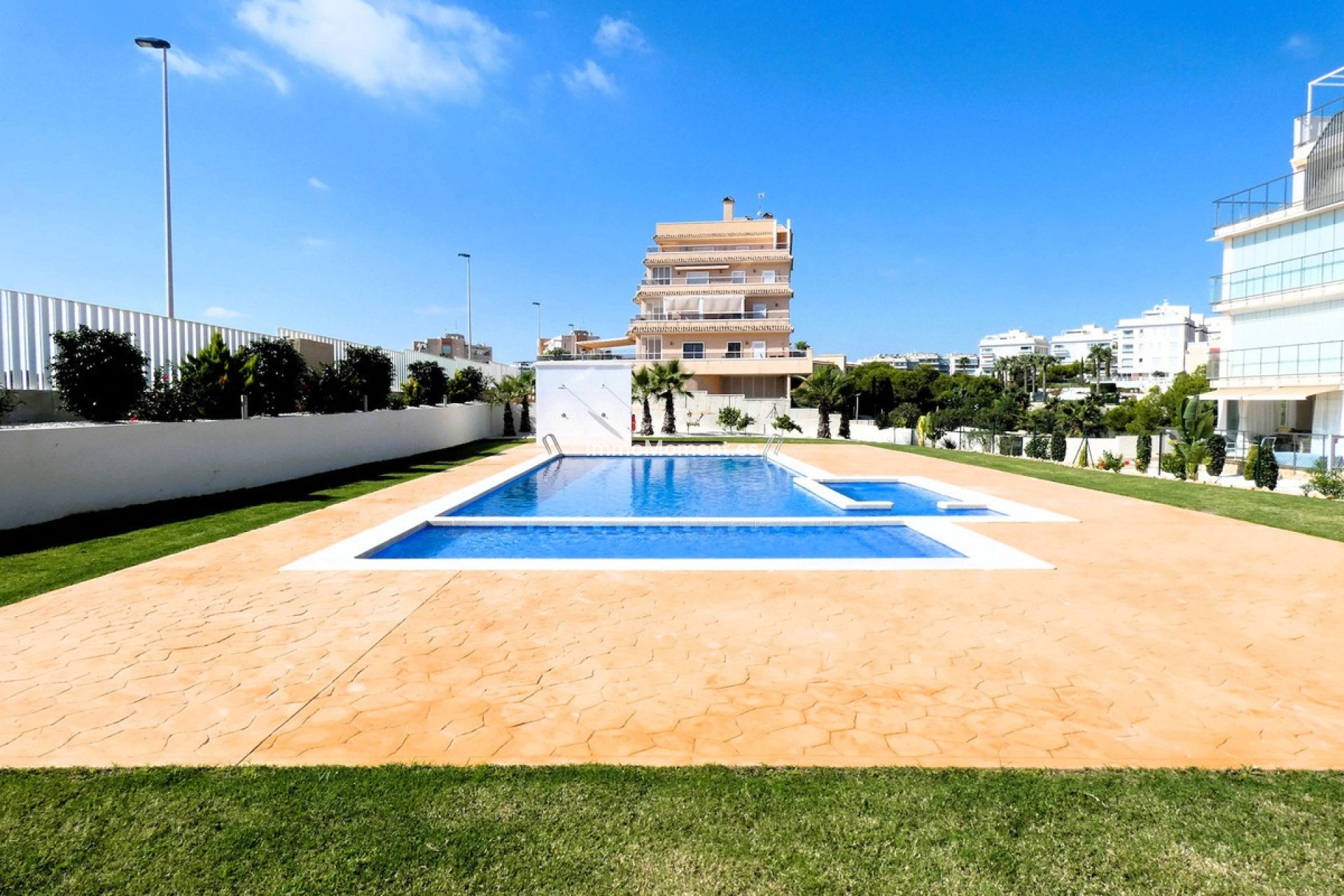 Resale - Apartment - Orihuela Costa - Los Dolses