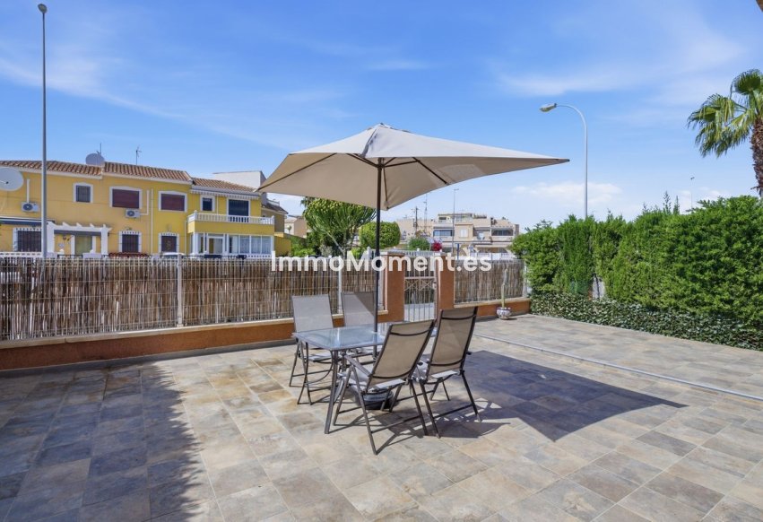 Resale - Apartment - Orihuela Costa - Playa Flamenca