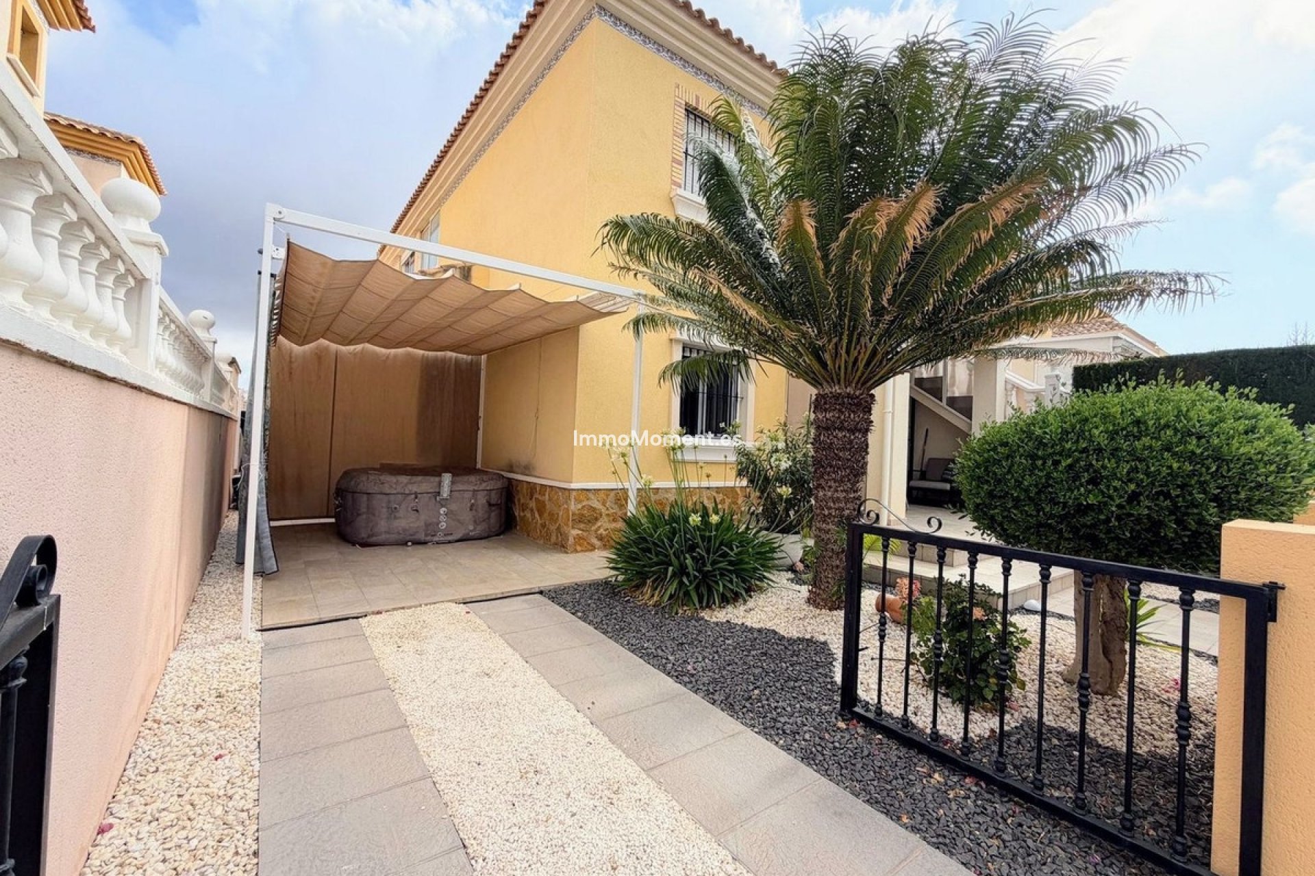 Resale - Apartment - Orihuela Costa - Villamartín