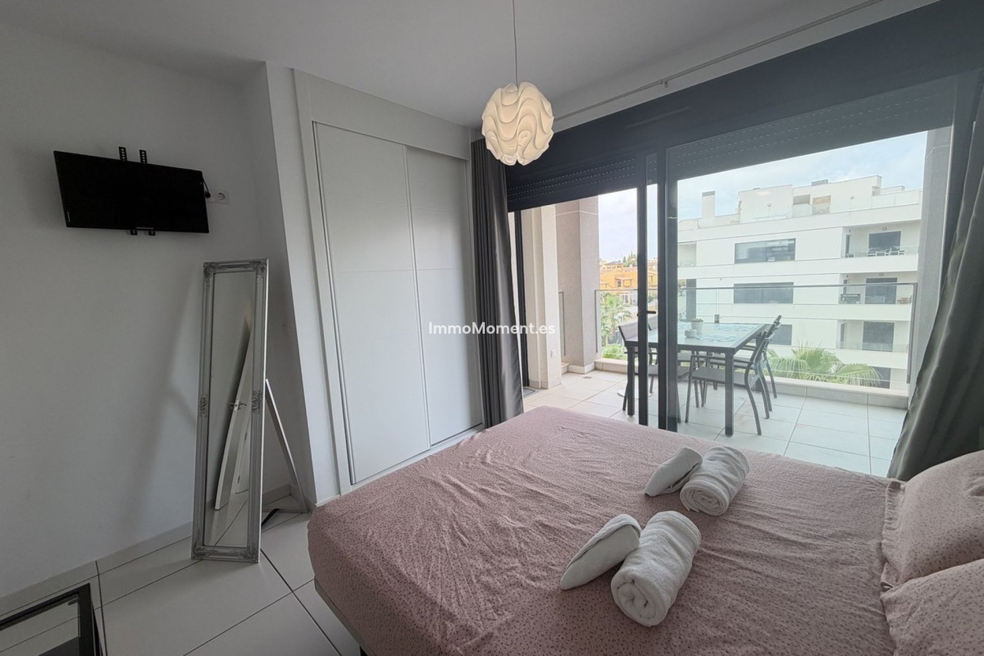 Resale - Apartment - Orihuela Costa - Villamartín