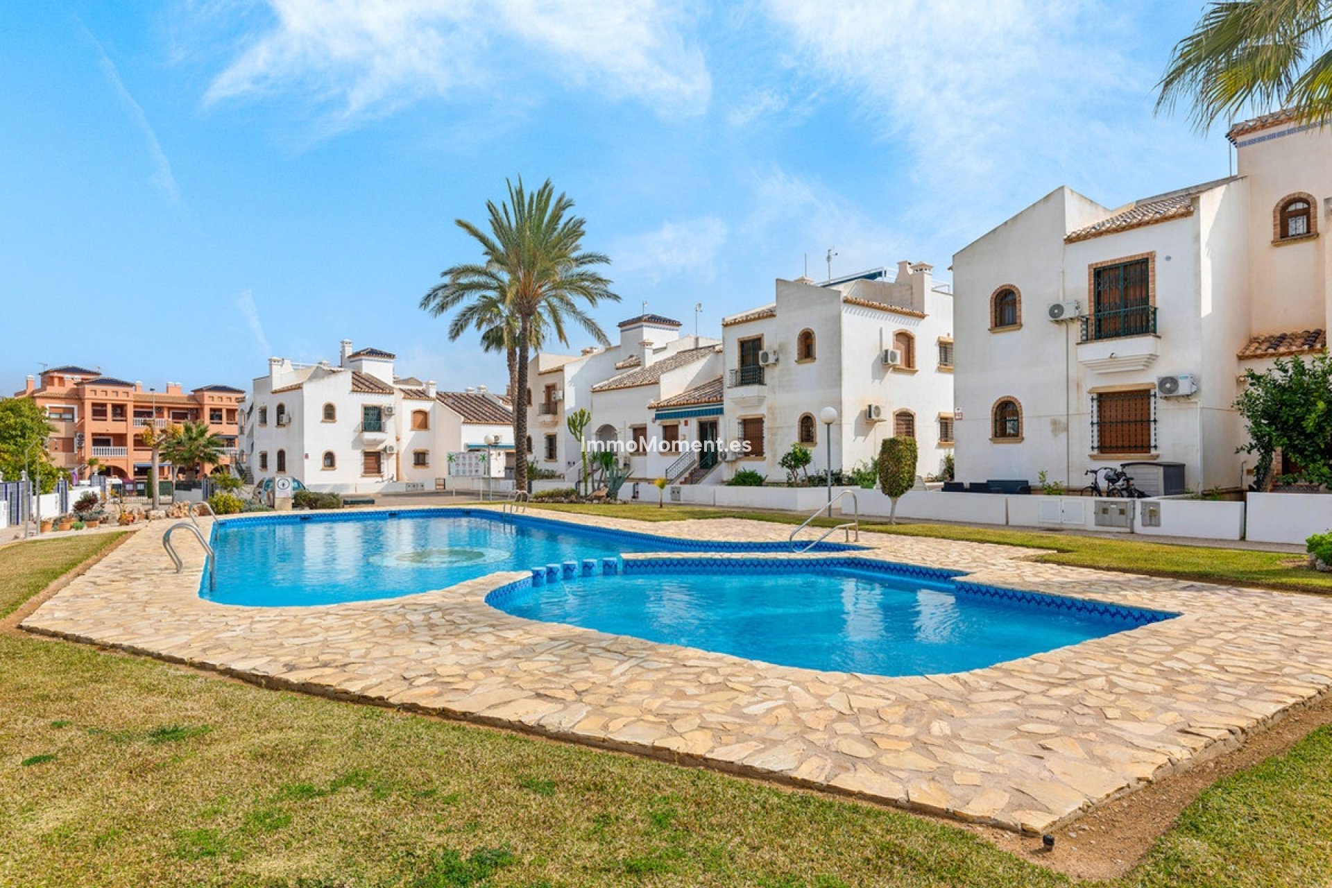 Resale - Apartment - Orihuela Costa - Villamartín