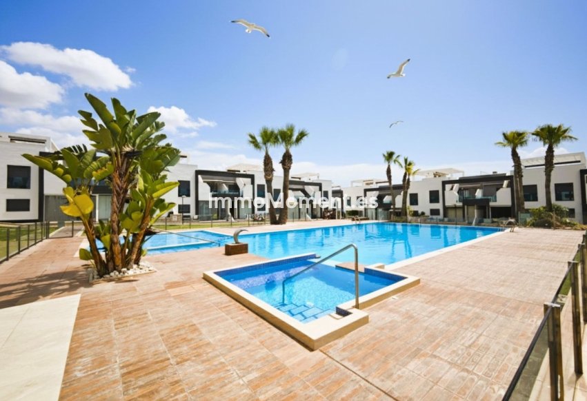 Resale - Apartment - Orihuela - La Zenia