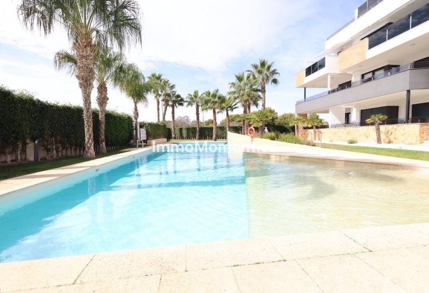 Resale - Apartment - Orihuela - Orihuela Costa