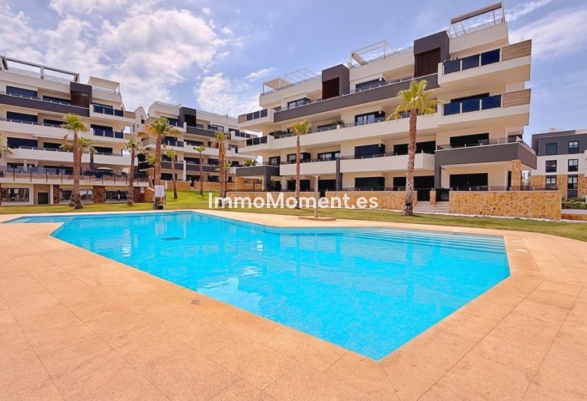 Resale - Apartment - Orihuela - Orihuela Costa