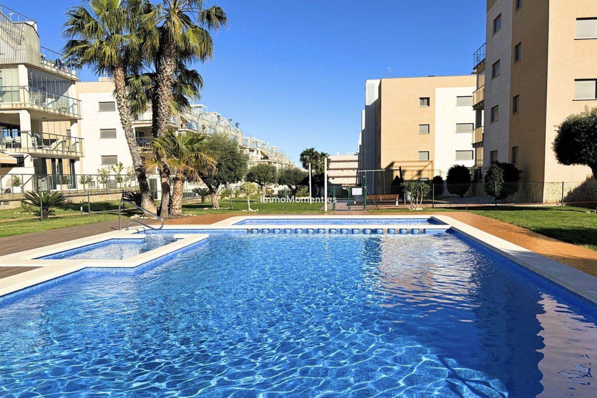 Resale - Apartment - Orihuela - Villamartin