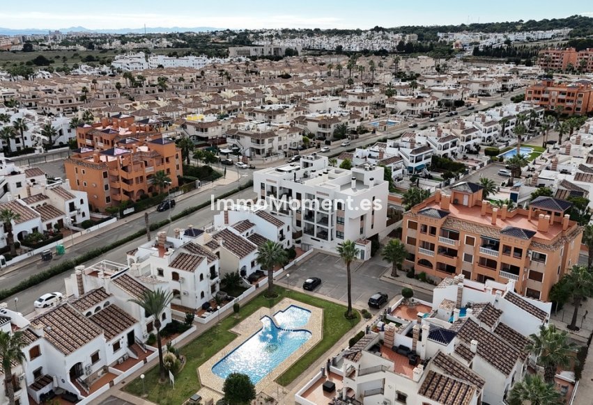 Resale - Apartment - Orihuela - Villamartin