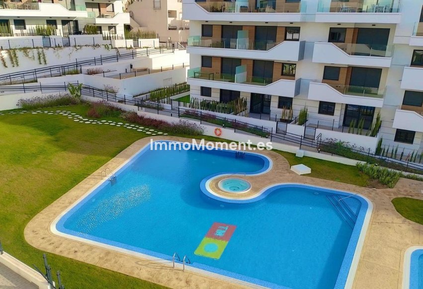 Resale - Apartment - Orihuela - Villamartin