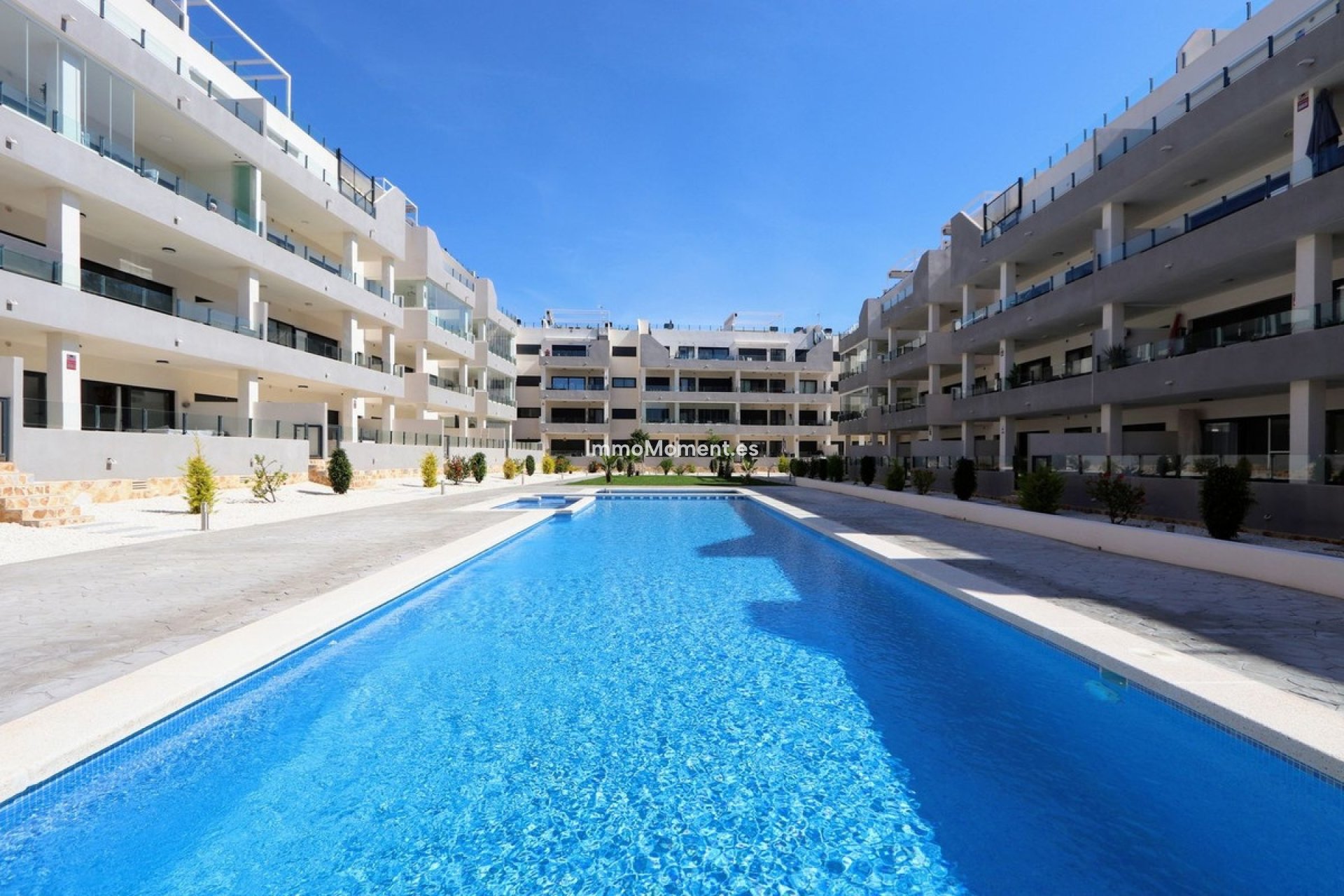 Resale - Apartment - Orihuela - Villamartín