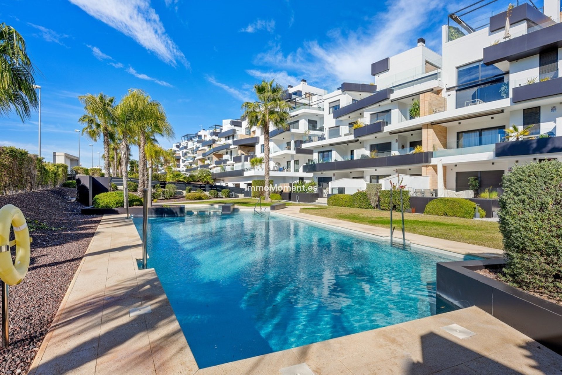 Resale - Apartment - Orihuela - Villamartín