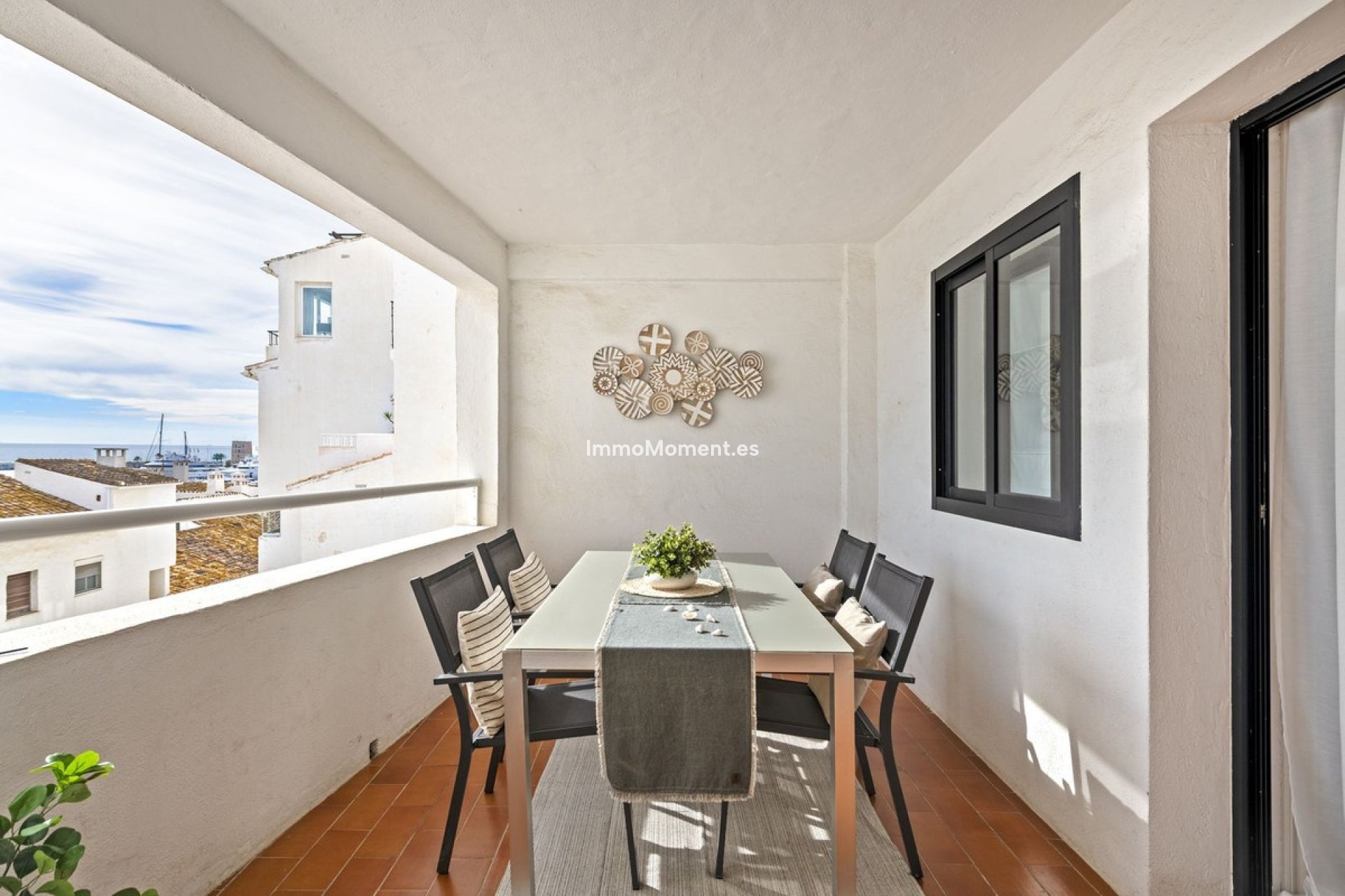 Resale - Apartment - Puerto Banús