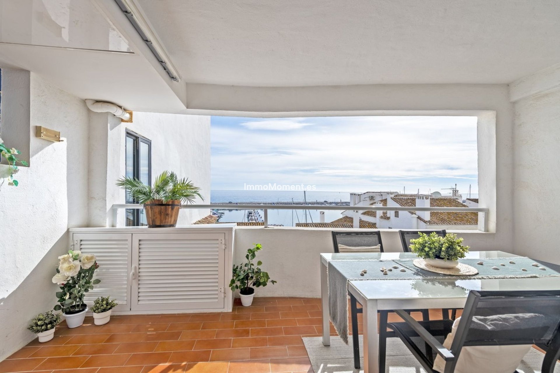 Resale - Apartment - Puerto Banús