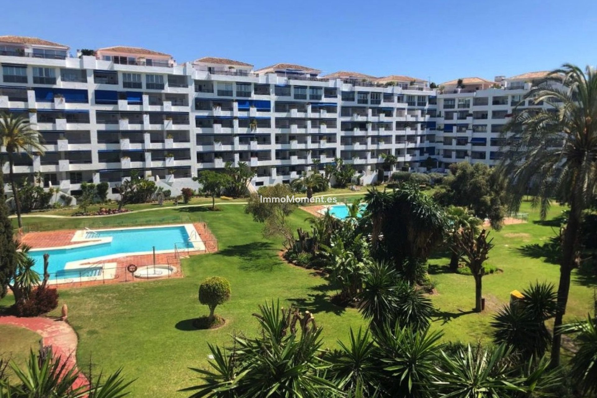 Resale - Apartment - Puerto Banús