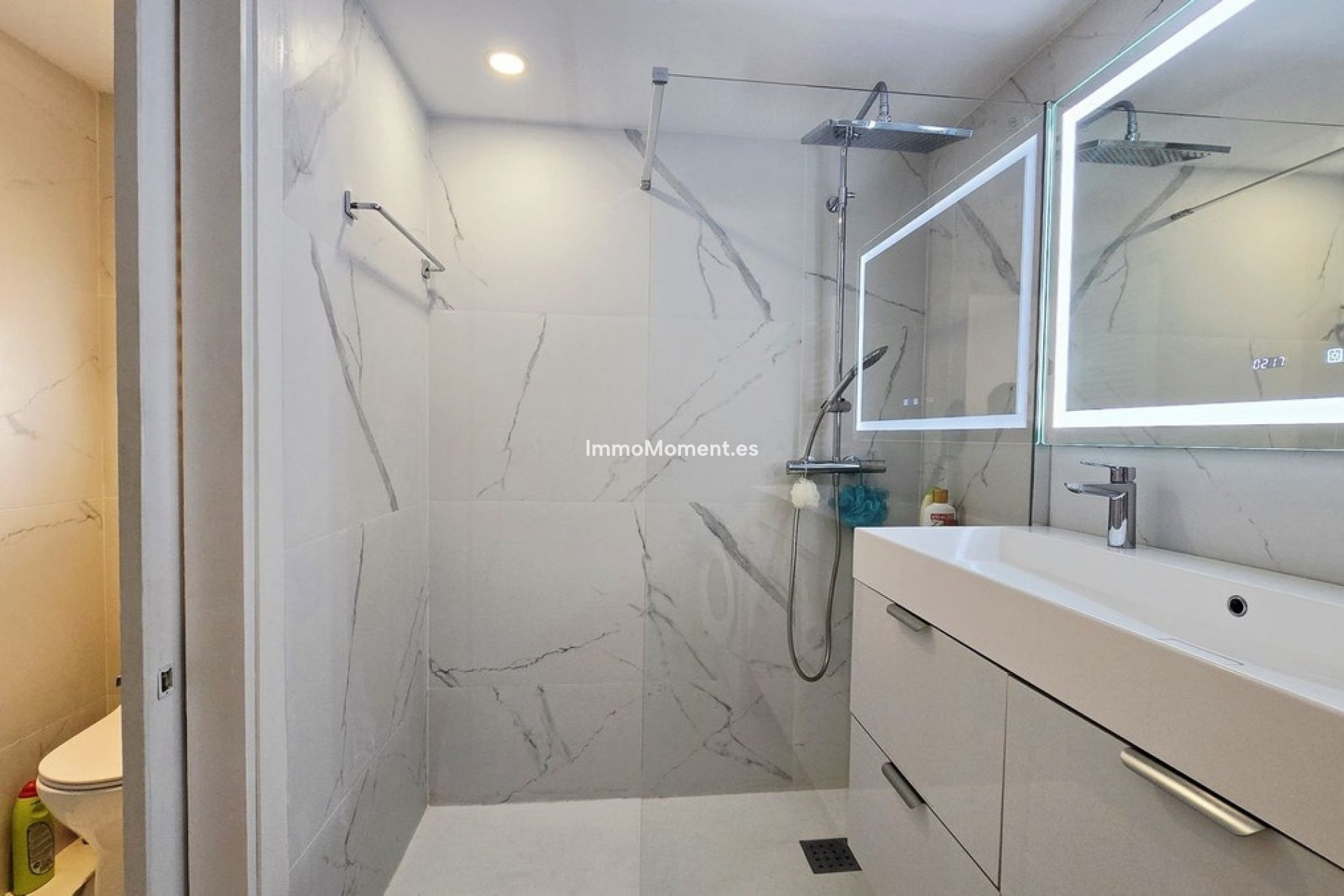 Resale - Apartment - Puerto Banús