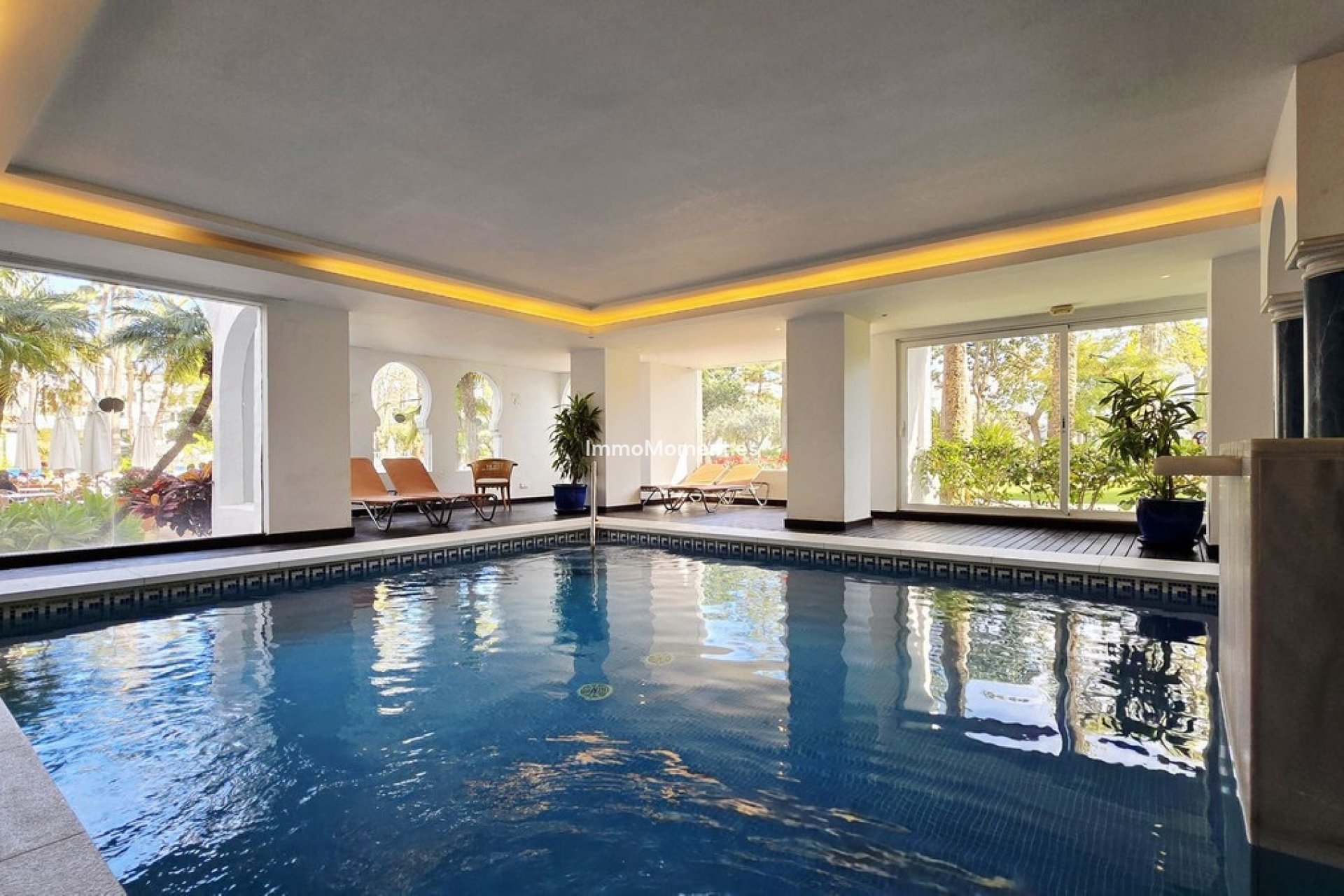 Resale - Apartment - Puerto Banús
