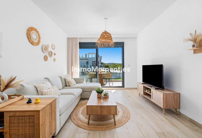 Resale - Apartment - San Miguel de Salinas - San Miguel